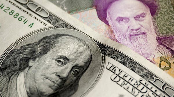شلل تام يضرب سوق الصرف الأجنبي في إيران بعد أن تجاوز سعر الدولار 36 ألف تومان