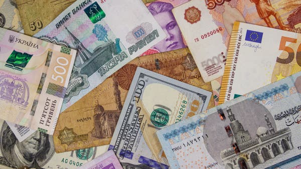 بعد تخفيض سعر الجنيه أمام الدولار ، هل عادت أموال المضاربة إلى مصر؟