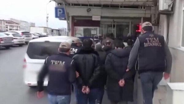 ألقي القبض على 15 عنصرا من تنظيم الدولة الإسلامية في اسطنبول بتهمة التخطيط لشن هجمات على قنصليات غربية