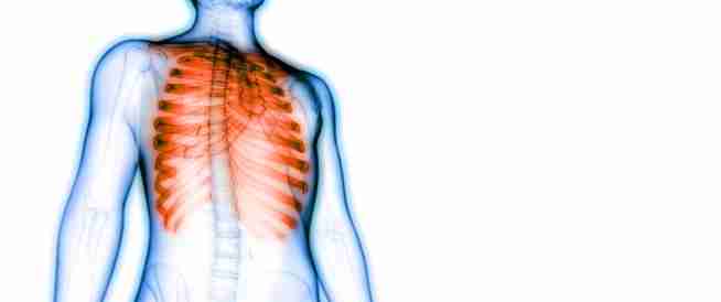 علاج ألم في عظام القفص الصدري عند الضغط عليها